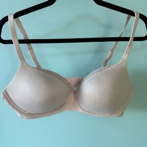 Body by Victoria Secret Lined Demi Bra 40D Underwire Padded Convertible Strap
